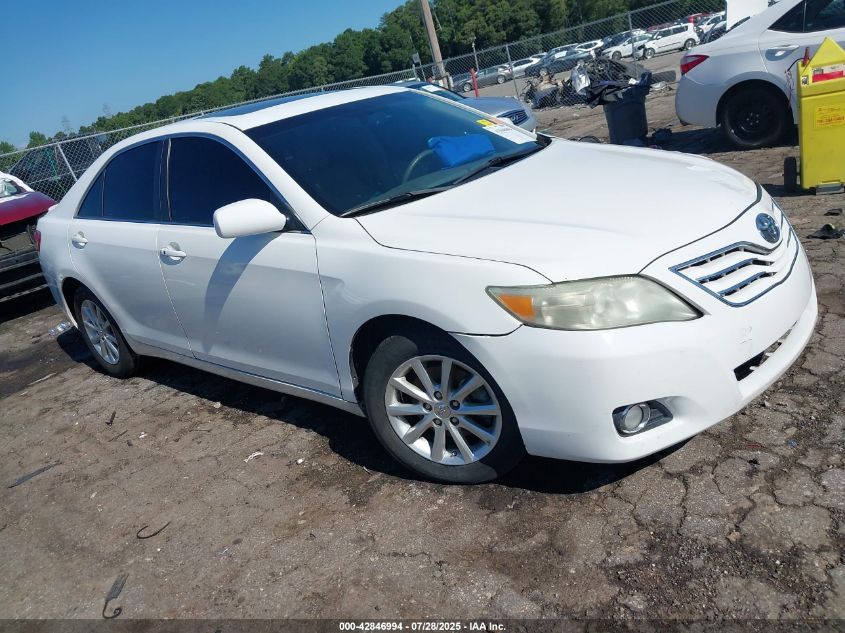 TOYOTA CAMRY XLE V6