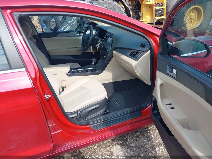 2017 HYUNDAI SONATA SE - 5NPE24AF9HH537846