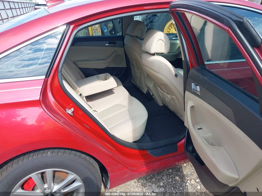 2017 HYUNDAI SONATA SE - 5NPE24AF9HH537846