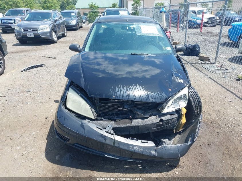 2007 Ford Focus S/Se/Ses VIN: 1FAHP34N77W124415 Lot: 42847169