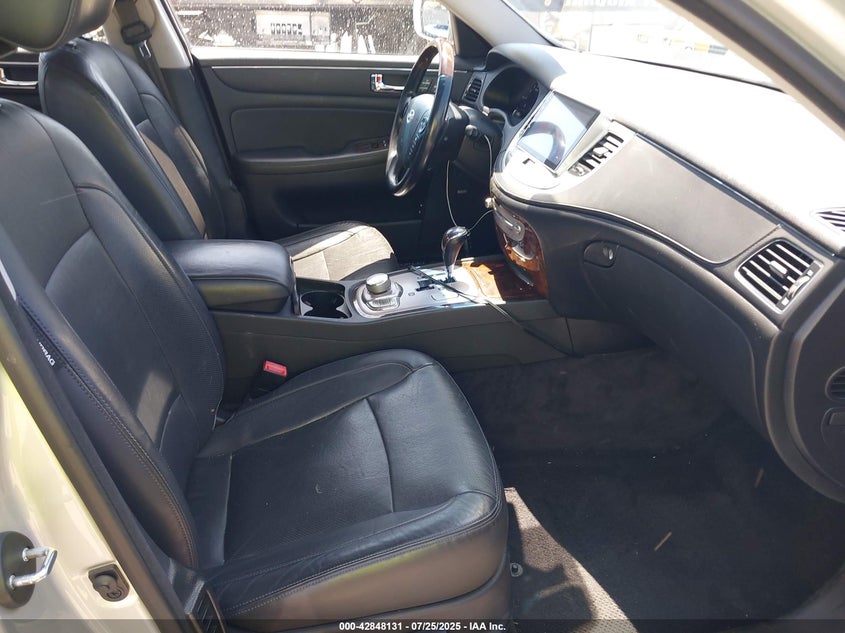 2011 Hyundai Genesis 4.6 VIN: KMHGC4DF3BU138523 Lot: 42848131