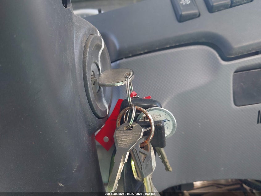 2019 Isuzu Nrr VIN: JALE5W169K7303333 Lot: 42848821