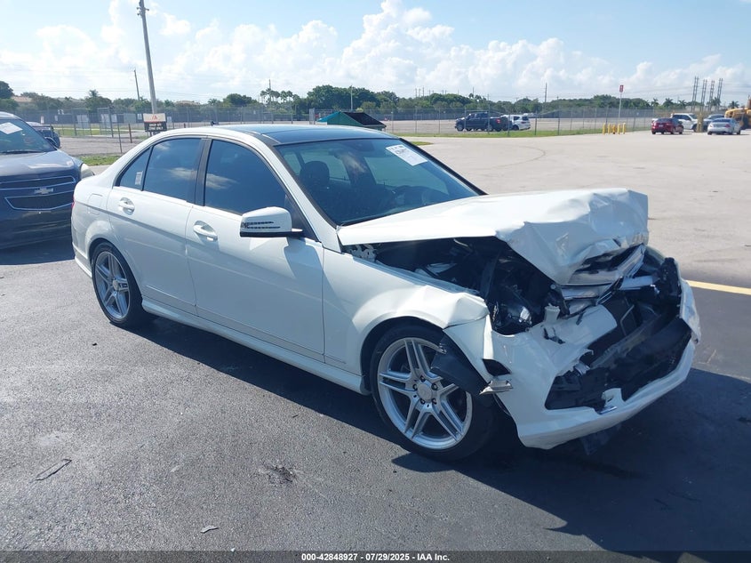 WDDGF5EB8BR160023 2011 Mercedes-Benz C 300 Luxury/Sport auction photo 1
