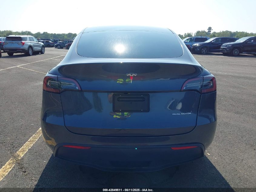 2023 Tesla Model Y Awd/Long Range Dual Motor All-Wheel Drive VIN: 7SAYGDEE9PF829917 Lot: 42849511