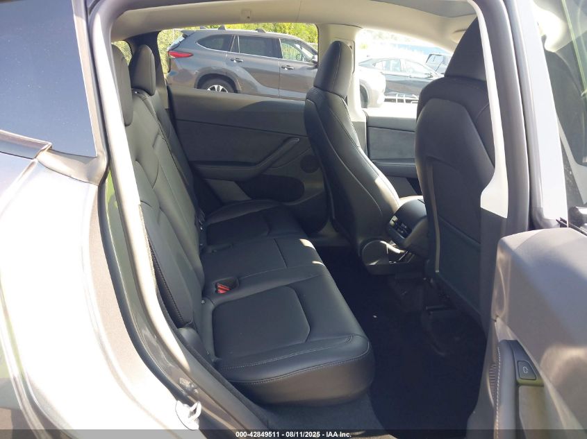 2023 Tesla Model Y Awd/Long Range Dual Motor All-Wheel Drive VIN: 7SAYGDEE9PF829917 Lot: 42849511