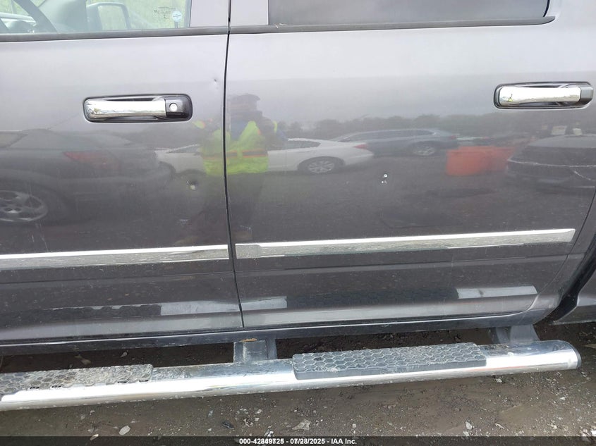 2015 RAM 1500 - 3C6RR7LT8FG599219