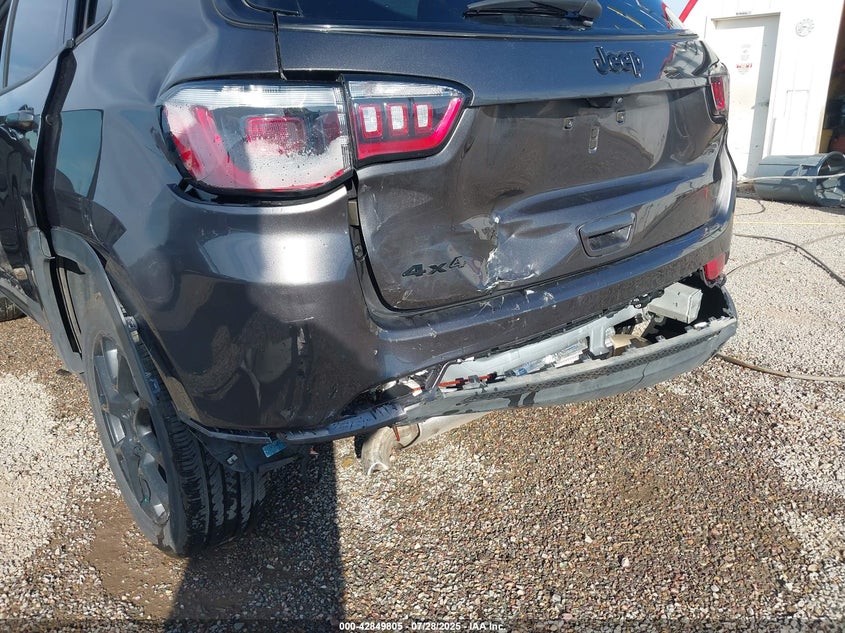 2024 JEEP COMPASS LATITUDE 4X4 - 3C4NJDBN1RT612632