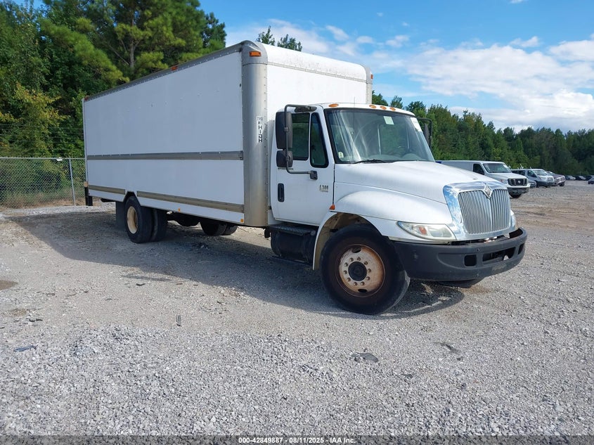 1HTMMAAM64H593354 2004 International 4000 4300 auction photo 1