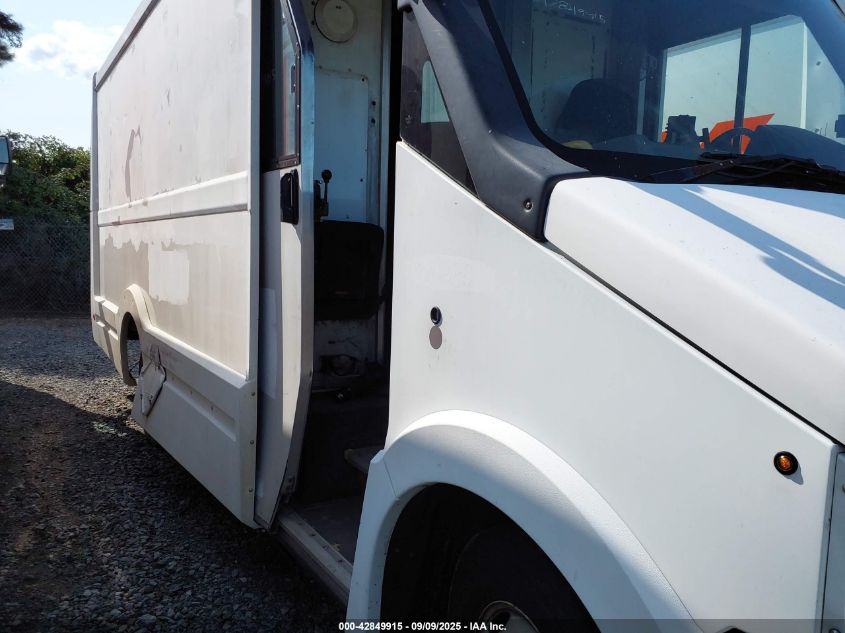 2017 Isuzu Reach VIN: JALB4T177H7W00428 Lot: 42849915