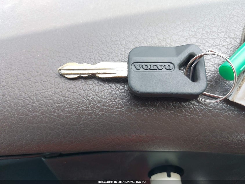 2013 Volvo Vn Vnl VIN: 4V4N19EG9DN132992 Lot: 42849916