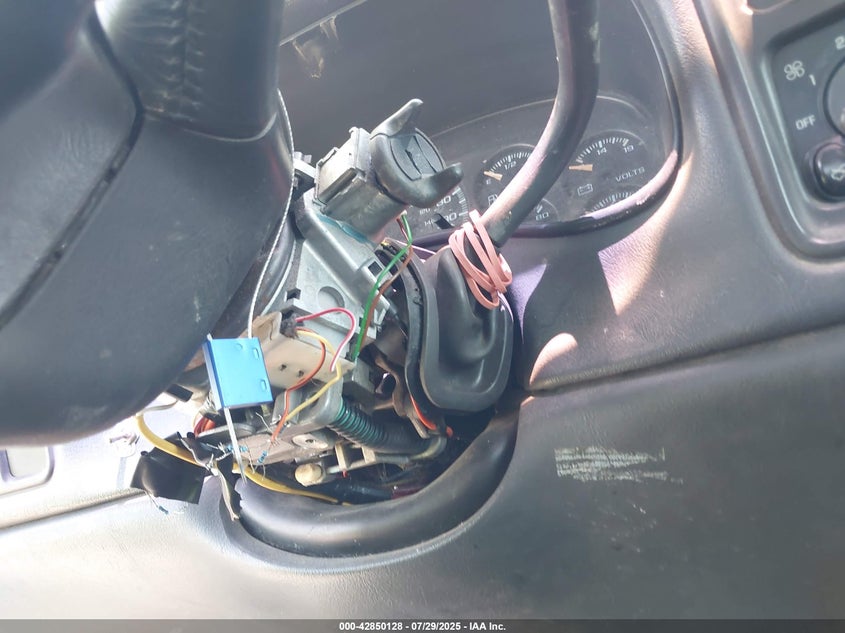 1999 Chevrolet Silverado 1500 Ls VIN: 2GCEK19T4X1207394 Lot: 42850128