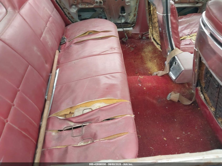 1966 Chrysler New Yorker VIN: CH43J63320513 Lot: 42850330