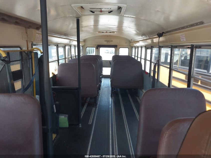 2010 Ic Corporation 3000 Ce VIN: 4DRBUAAL4AB131817 Lot: 42850487