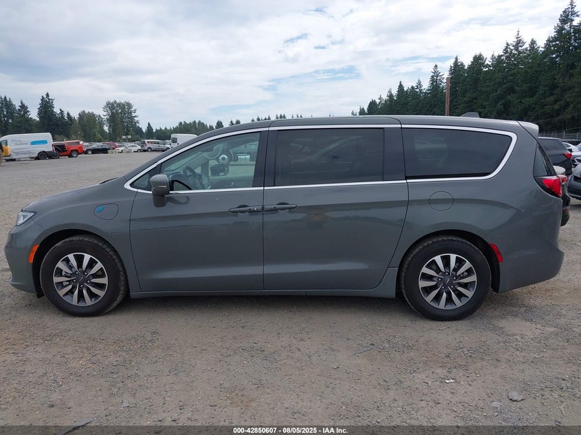 2022 Chrysler Pacifica 3.6 Hybrid Touring L Grey Lot 111042850607 Vin 2C4RC1L72NR161265