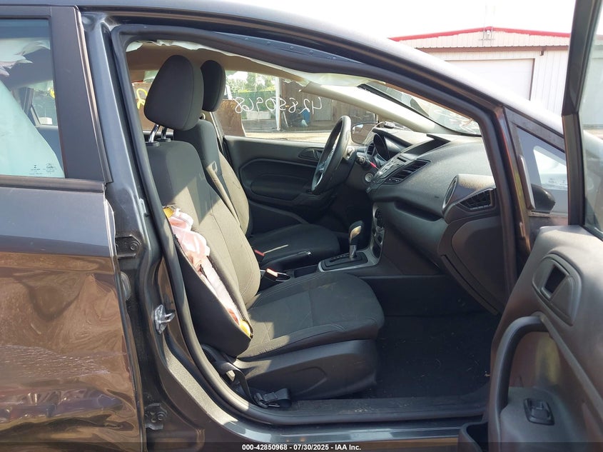 2019 Ford Fiesta 1.6 Se Grey Lot 111042850968 Vin 3FADP4EJ0KM162478