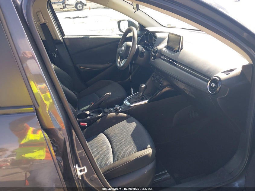 2016 Scion Ia VIN: 3MYDLBZV1GY106011 Lot: 42850971