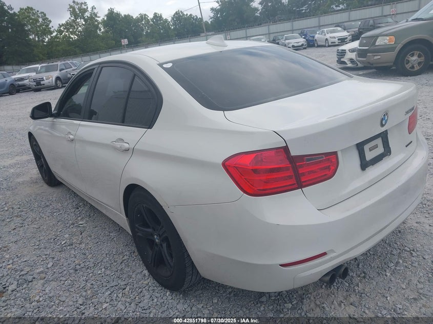 Vin: wba3c1c52ek106685, lot: 43345375, bmw 328i 20143