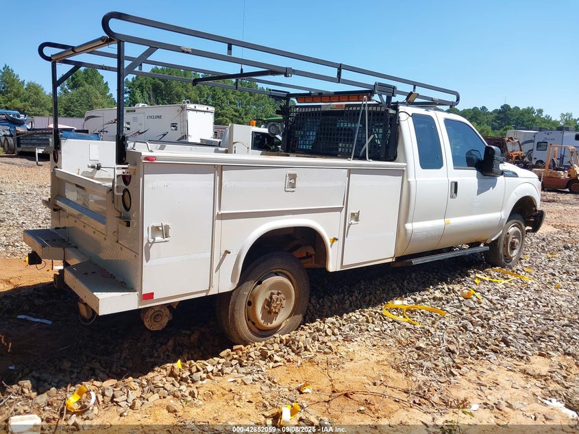 1FD8X3B61FEC58505 2015 FORD F350 photo no. 4