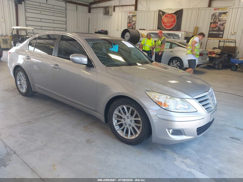 2009 Hyundai Genesis 3.8L VIN: KMHGC46EX9U046565 Lot: 42852587