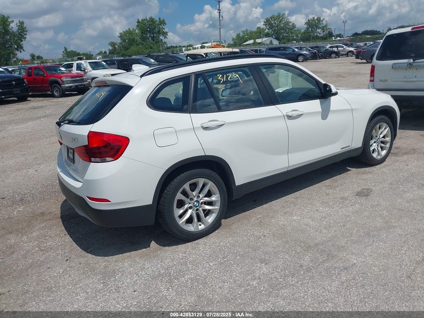 2015 BMW X1 xDrive28I VIN: WBAVL1C50FVY34305 Lot: 42853129
