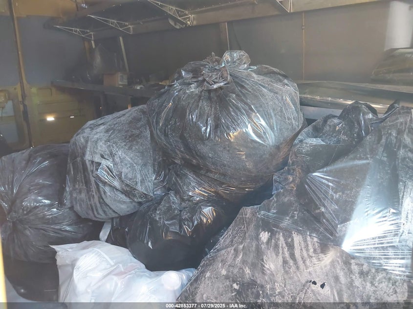 2003 Dodge Sprinter Van 2500 Super High Ceiling VIN: WD2YD742X35555992 Lot: 42853377