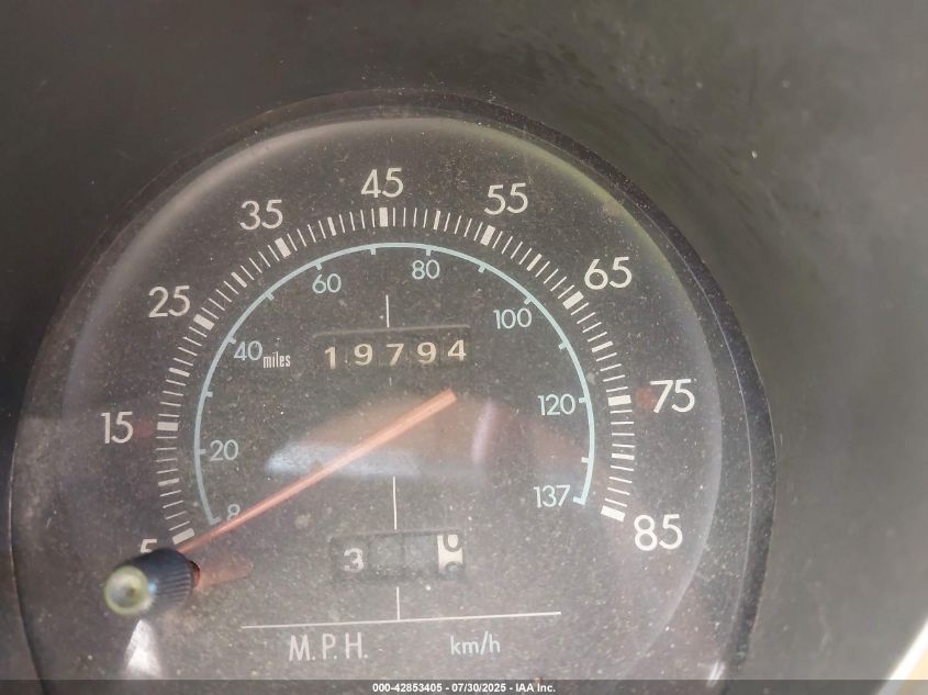 1995 Dodge Fargo VIN: B25JT9X198722 Lot: 42853405