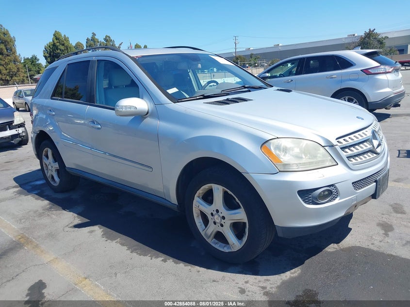 4JGBB86E88A351678 2008 Mercedes-Benz Ml 350 4Matic auction photo 1