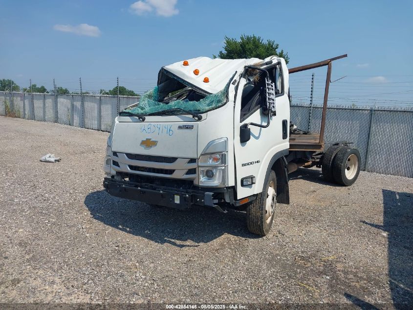 2024 Chevrolet 5500 Hg Lcf Gas white truck gasoline 54DEEW1D4RS500364 photo #1