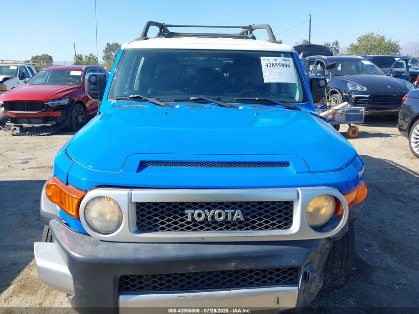 2007 Toyota Fj Cruiser VIN: JTEZU11F770015573 Lot: 42855806