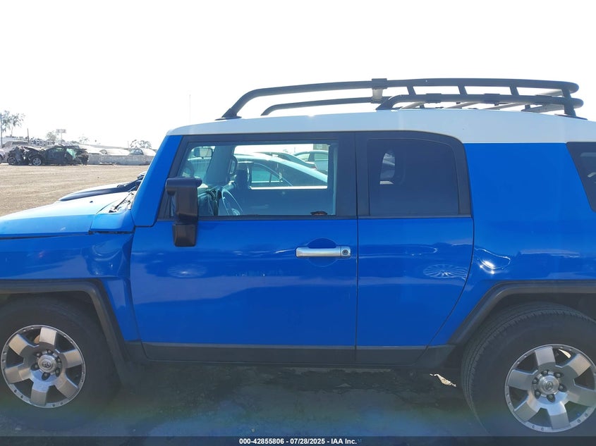2007 Toyota Fj Cruiser VIN: JTEZU11F770015573 Lot: 42855806