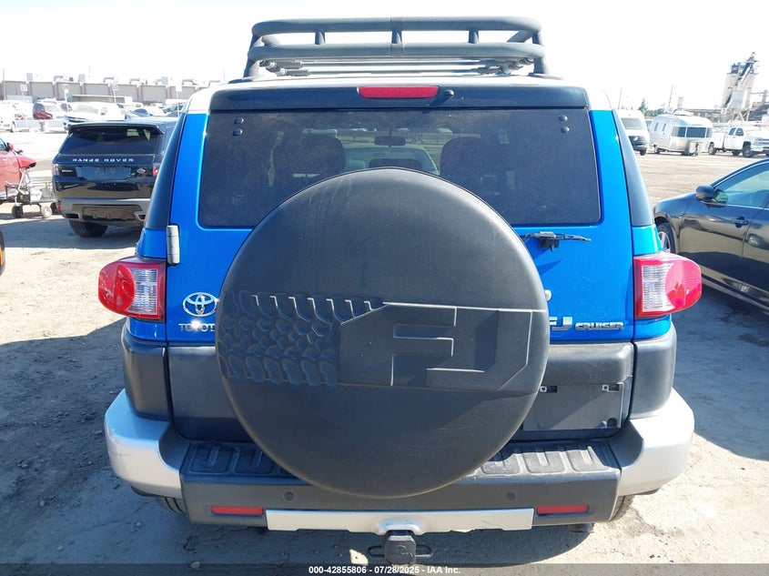 2007 Toyota Fj Cruiser VIN: JTEZU11F770015573 Lot: 42855806