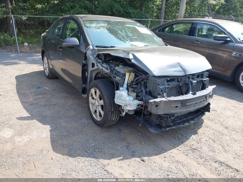 JM1BL1VF7B1447960 2011 Mazda Mazda3 I Touring auction photo 1