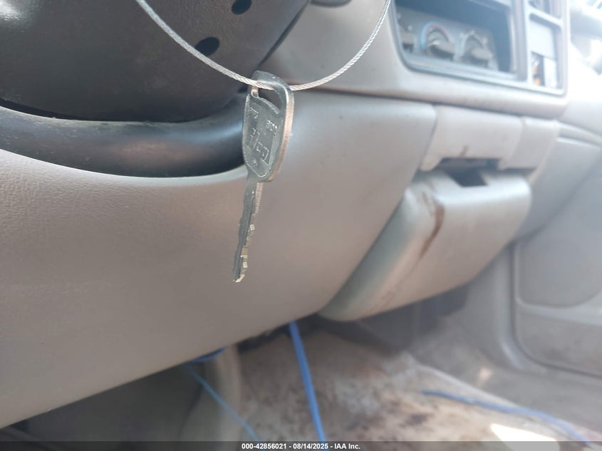 2000 Chevrolet Silverado 1500 Ls VIN: 1GCEK19T0YE316404 Lot: 42856021