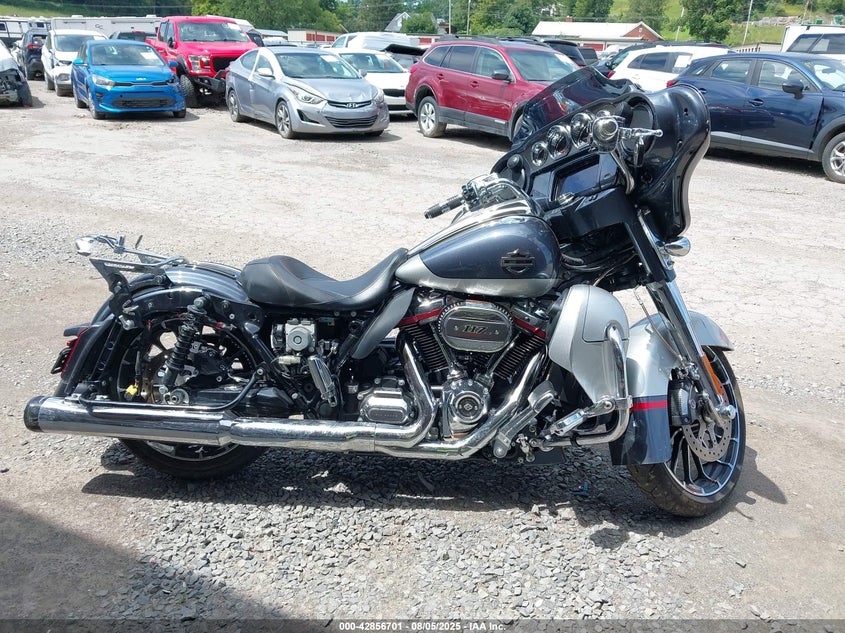 2019 HARLEY-DAVIDSON FLHXSE - 1HD1PXL17KB957082
