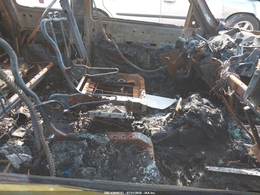 2004 Chevrolet Silverado 1500 VIN: 1GCEK192847217398 Lot: 42856757