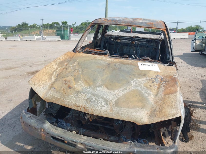 2004 Chevrolet Silverado 1500 VIN: 1GCEK192847217398 Lot: 42856757