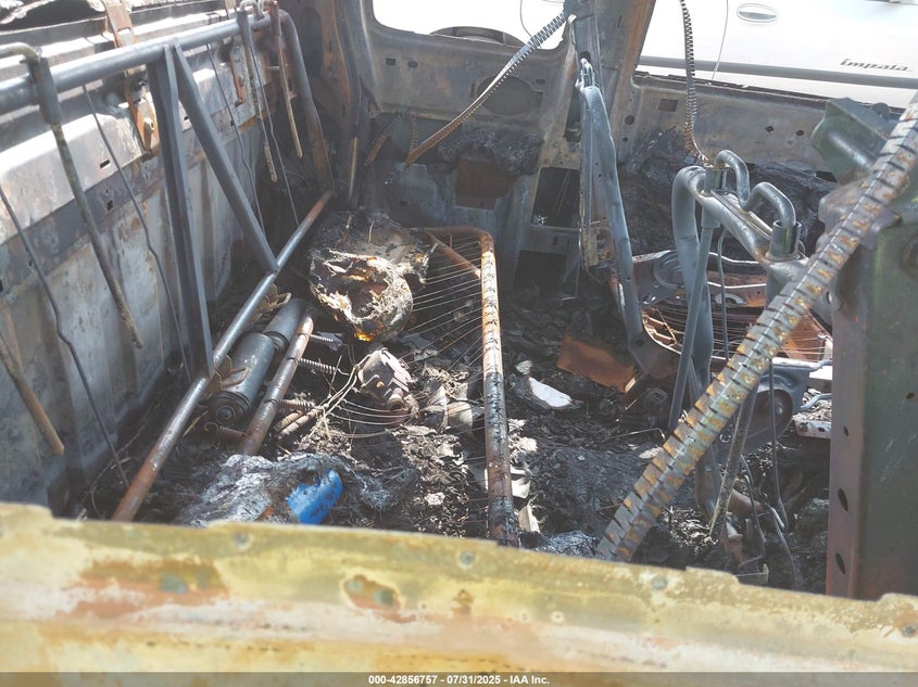 2004 Chevrolet Silverado 1500 VIN: 1GCEK192847217398 Lot: 42856757