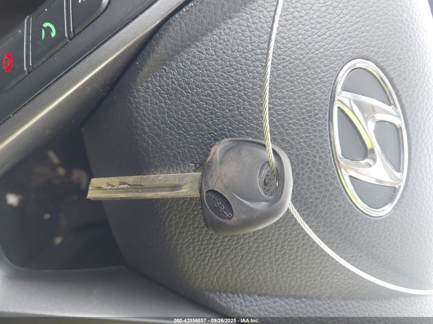 2016 Hyundai Santa Fe Se VIN: KM8SM4HF2GU153961 Lot: 42856857