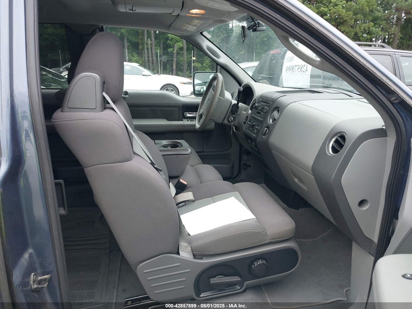 1FTRX12W94NB51745 2004 FORD F-150 photo no. 5