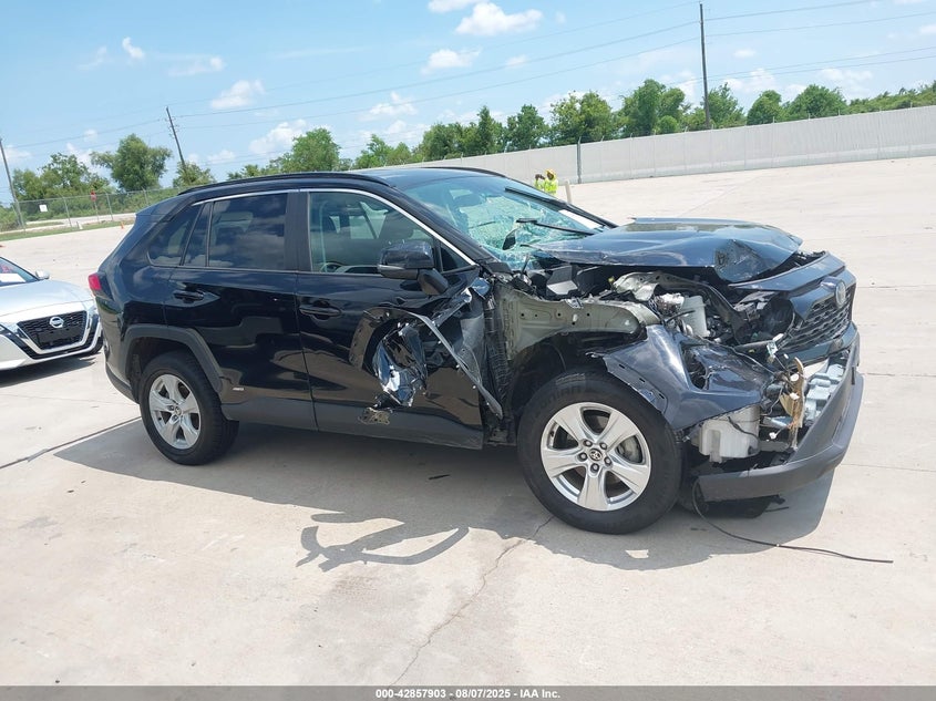 2021 TOYOTA RAV4 HYBRID XLE - 4T3R6RFVXMU027933
