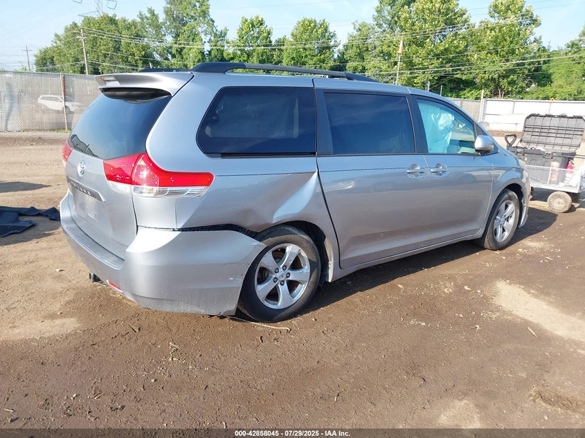 2011 Toyota Sienna Le V6 VIN: 5TDKK3DCXBS132224 Lot: 42858045