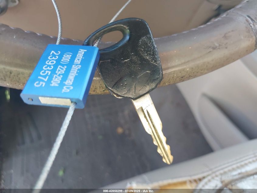 2002 Ford Expedition Eddie Bauer VIN: 1FMRU17W02LA67982 Lot: 42858299