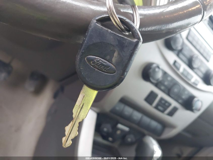 2008 Ford Focus Se/Ses VIN: 1FAHP35N18W210738 Lot: 42858388