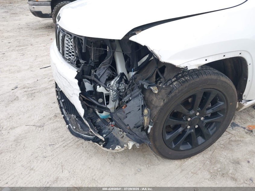 2018 Jeep Grand Cherokee Altitude 4X4 VIN: 1C4RJFAG5JC468390 Lot: 42858541