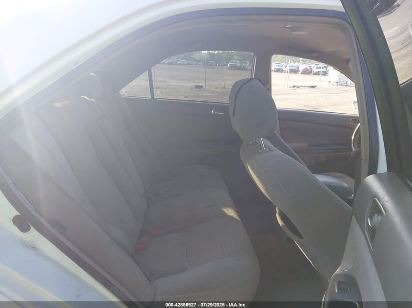 4T1BE32K15U400042 2005 TOYOTA CAMRY photo no. 8