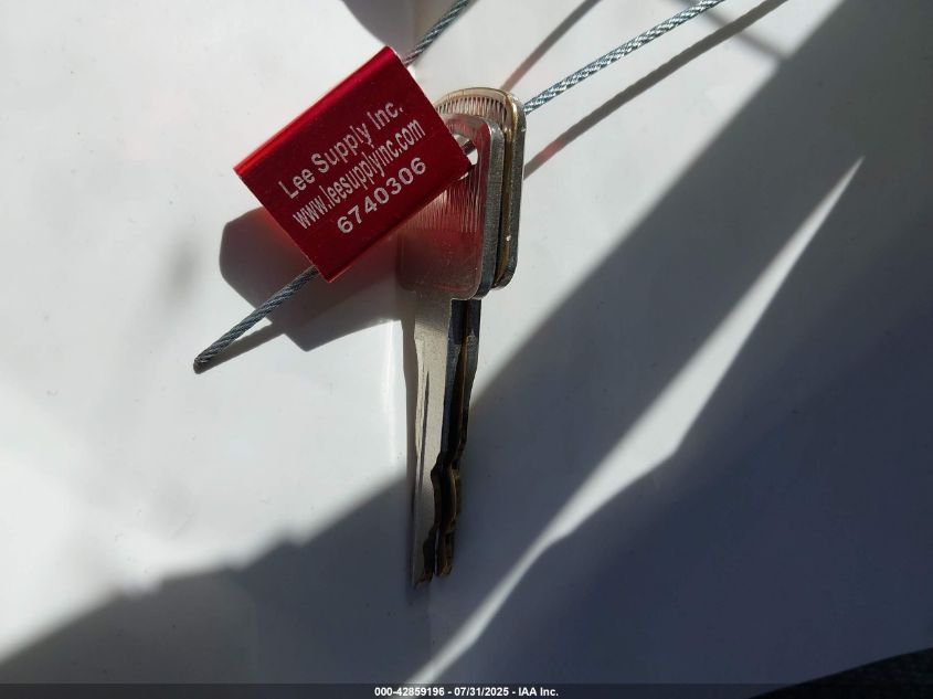 2001 Ford F-350 Lariat/Xl/Xlt VIN: 1FTSW31SX1EA83739 Lot: 42859196