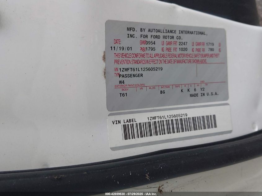 2002 Mercury Cougar V6 VIN: 1ZWFT61L125605219 Lot: 42859530