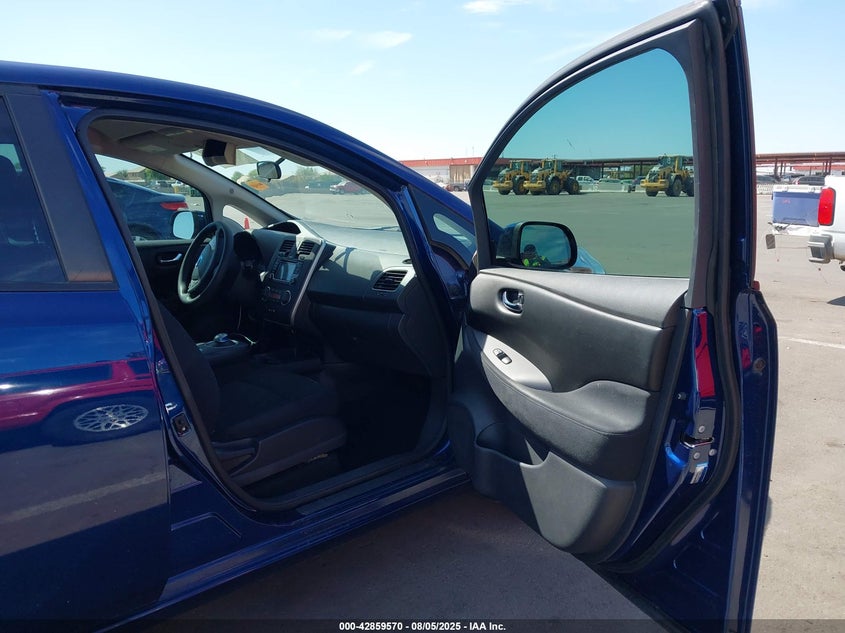 2017 Nissan Leaf S Blue Lot 111042859570 Vin 1N4BZ0CPXHC311717