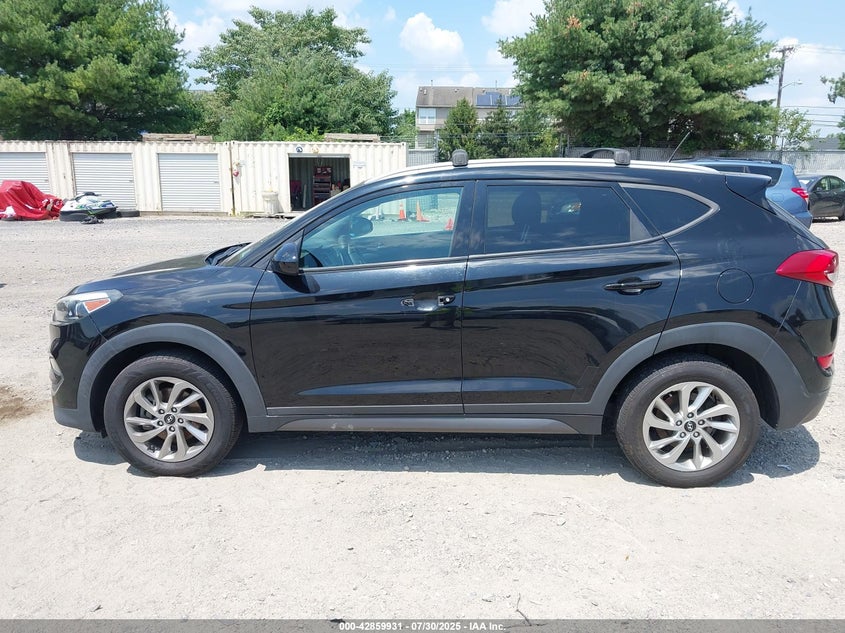 2016 HYUNDAI TUCSON SE - KM8J3CA44GU243467