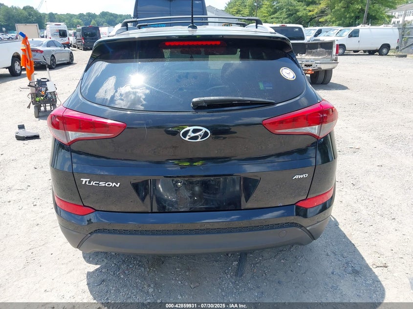 2016 HYUNDAI TUCSON SE - KM8J3CA44GU243467